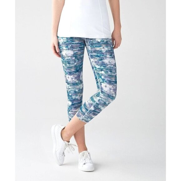 Lululemon True Self Crop II Blurry Belle Multi Leggings Sz 2 Mid Rise Yoga Capri - Picture 10 of 11